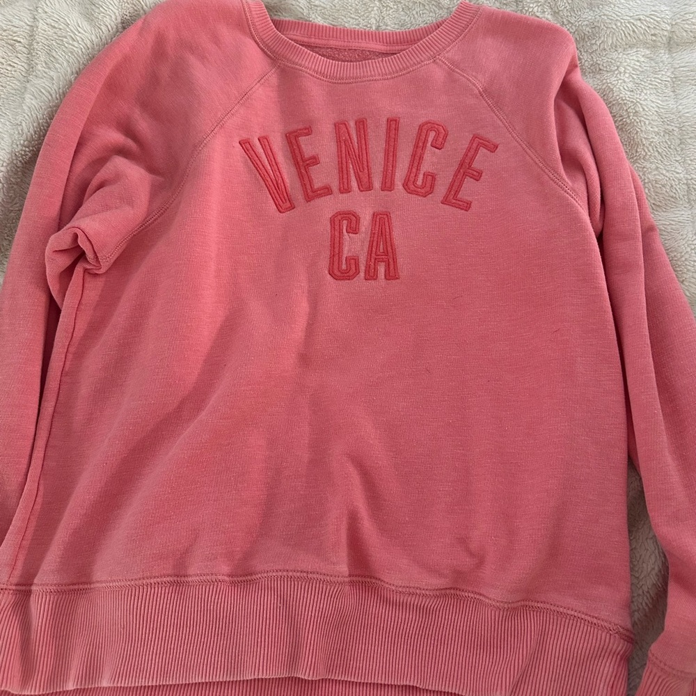 pink american eagle crew
